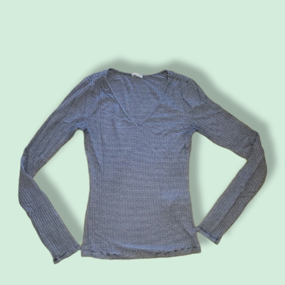 Stripped V-neck Long Sleeve Tee - Picture 1 of 3